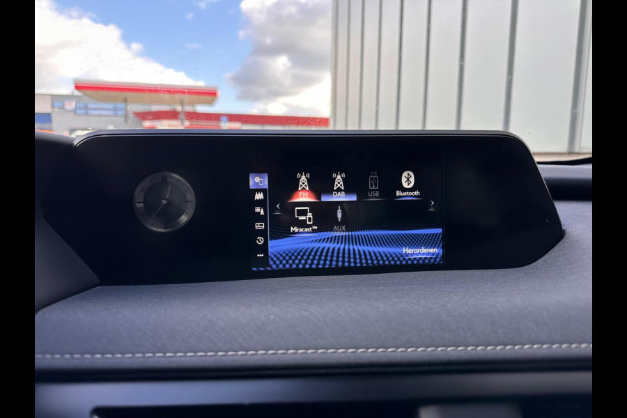 Lexus UX 300e Business 54 kWh | SOH: nnb | LED | Adaptive CC | Camera |