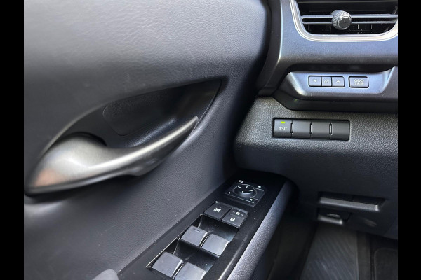 Lexus UX 300e Business 54 kWh | SOH: nnb | LED | Adaptive CC | Camera |