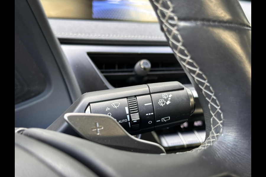 Lexus UX 300e Business 54 kWh | SOH: nnb | LED | Adaptive CC | Camera |