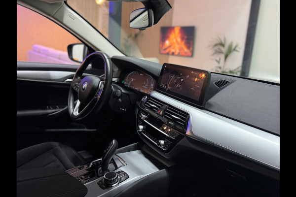 BMW 5 Serie Touring 520e Executive Navi Climate Pdc Elektr. Achterklep Led Stoelverw.