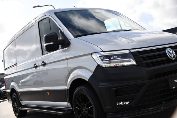 Volkswagen Crafter 35 2.0 TDI L3H2 Highline PB Edition Adaptieve Cruise, Camera, Carplay, Clima, LED, Stoelverwarming, Multimedia, Sensoren, Uniek!