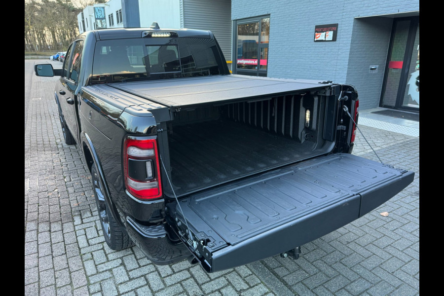 Dodge Ram 1500 Limited Night 5.7L V8 4x4 |Split tailgate|digitalmirror|RAMBOX|HUD