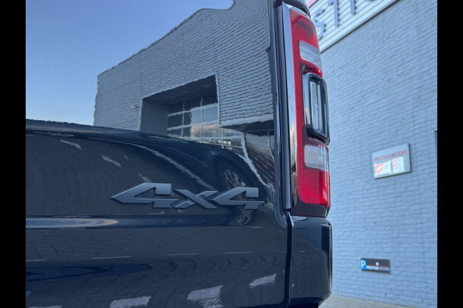 Dodge Ram 1500 Limited Night 5.7L V8 4x4 |Split tailgate|digitalmirror|RAMBOX|HUD