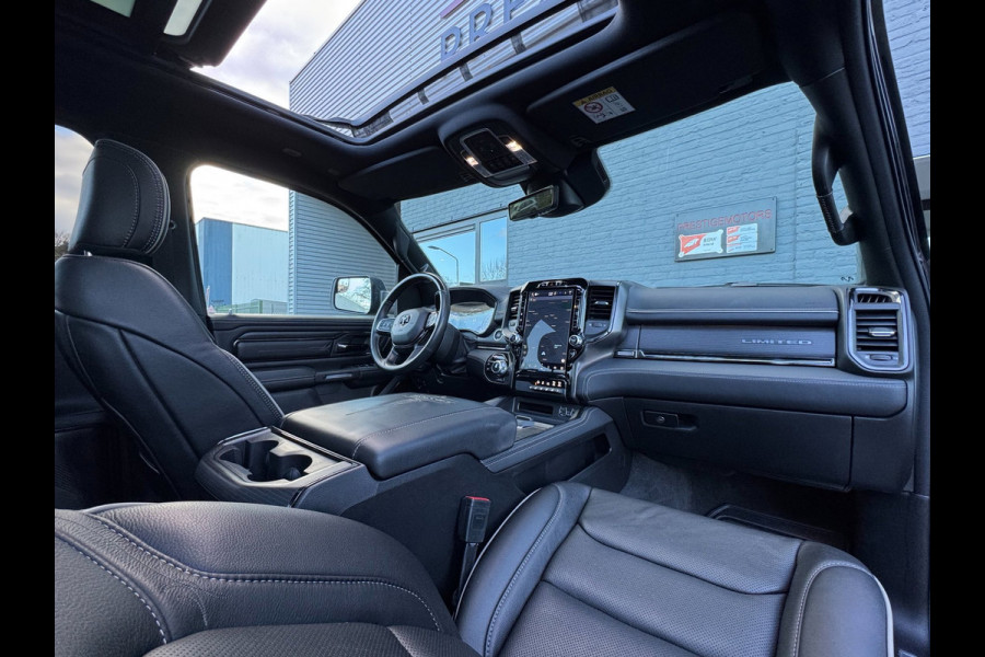 Dodge Ram 1500 Limited Night 5.7L V8 4x4 |Split tailgate|digitalmirror|RAMBOX|HUD