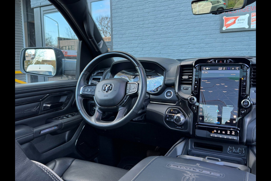 Dodge Ram 1500 Limited Night 5.7L V8 4x4 |Split tailgate|digitalmirror|RAMBOX|HUD