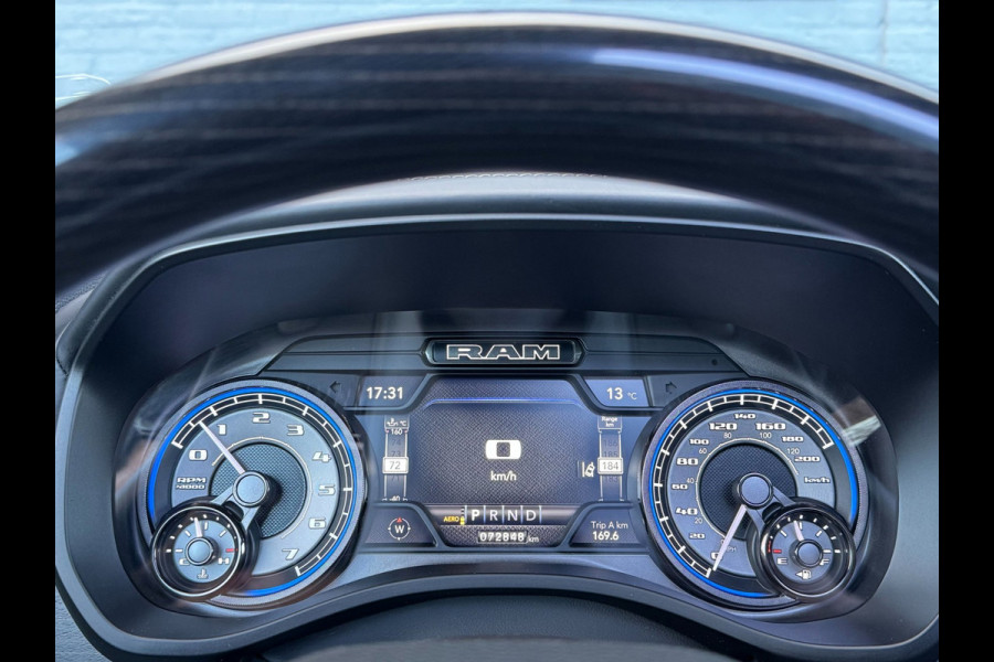 Dodge Ram 1500 Limited Night 5.7L V8 4x4 |Split tailgate|digitalmirror|RAMBOX|HUD