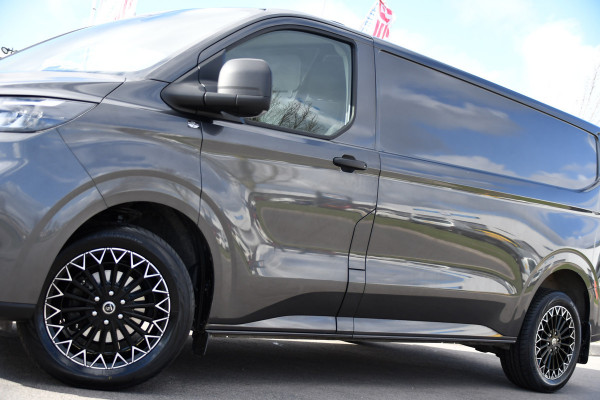 Ford Transit Custom 300 2.0 TDCI L2H1 PB Edition Adaptieve Cruise, Virtual, Carplay, Camera, 170pk, Automaat, LED, NAVI, Sensoren, Uniek!