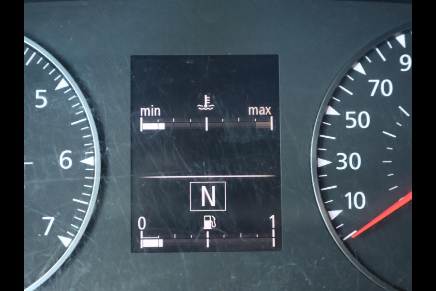 Renault Master T35 2.3 dCi 150 PK AUTOMAAT L2H2 + CARPLAY | CAMERA | 2500 KG TREKHAAK | CRUISE | NAVIGATIE