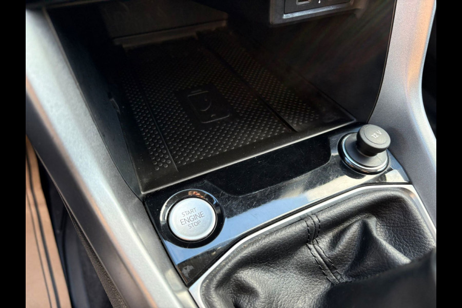 Volkswagen T-Cross 1.5 TSI 150PK AUTOMAAT NIEUW-GARANTIE