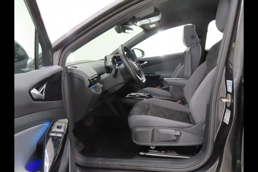 Volkswagen ID.4 Pro 77 kWh SOH 93% Airco ECC Navi Carplay PDC VA Stoel/Stuurwielverwarming Adaptive Cruise Control 19" LM Velgen