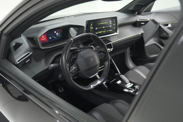 Peugeot 208 PureTech 130 EAT8 GT-Line | Camera | Adaptieve Cruise Control | Stoelverwarming | Navigatie