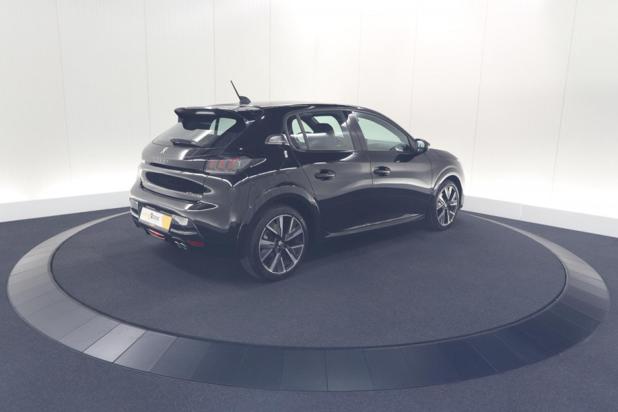 Peugeot 208 PureTech 130 EAT8 GT-Line | Camera | Adaptieve Cruise Control | Stoelverwarming | Navigatie