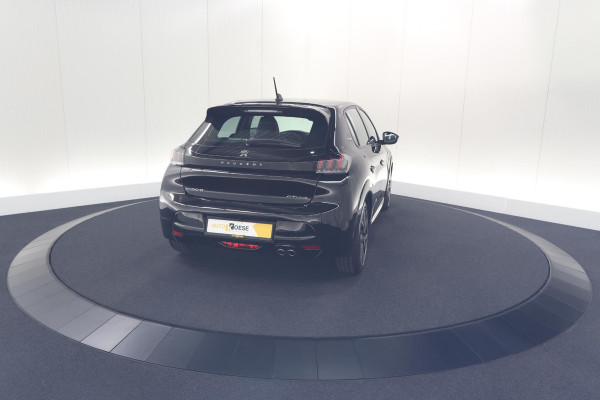 Peugeot 208 PureTech 130 EAT8 GT-Line | Camera | Adaptieve Cruise Control | Stoelverwarming | Navigatie