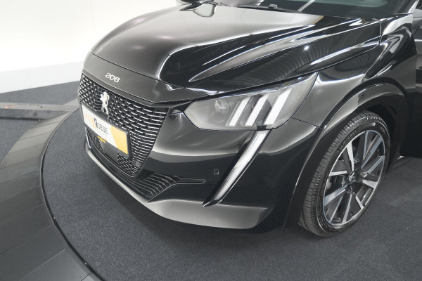 Peugeot 208 PureTech 130 EAT8 GT-Line | Camera | Adaptieve Cruise Control | Stoelverwarming | Navigatie