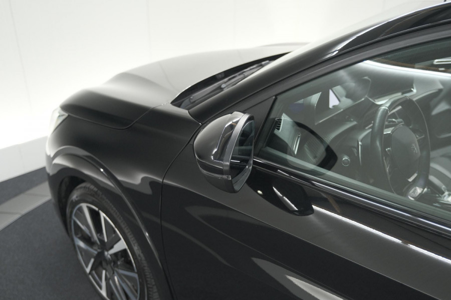 Peugeot 208 PureTech 130 EAT8 GT-Line | Camera | Adaptieve Cruise Control | Stoelverwarming | Navigatie