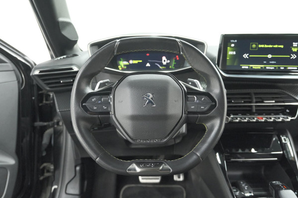 Peugeot 208 PureTech 130 EAT8 GT-Line | Camera | Adaptieve Cruise Control | Stoelverwarming | Navigatie