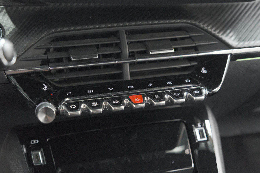 Peugeot 208 PureTech 130 EAT8 GT-Line | Camera | Adaptieve Cruise Control | Stoelverwarming | Navigatie