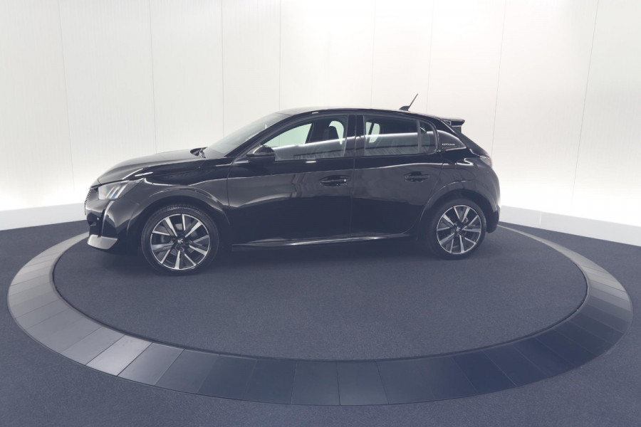 Peugeot 208 PureTech 130 EAT8 GT-Line | Camera | Adaptieve Cruise Control | Stoelverwarming | Navigatie