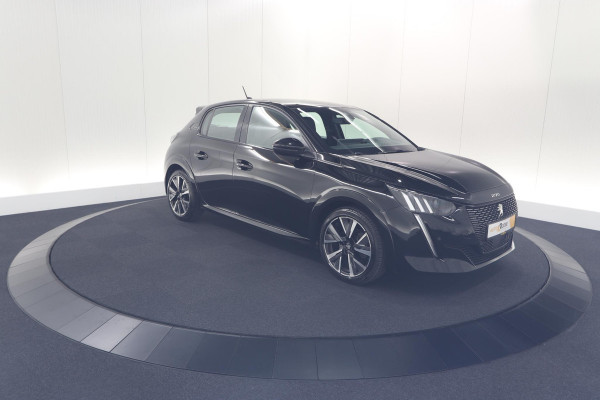 Peugeot 208 PureTech 130 EAT8 GT-Line | Camera | Adaptieve Cruise Control | Stoelverwarming | Navigatie