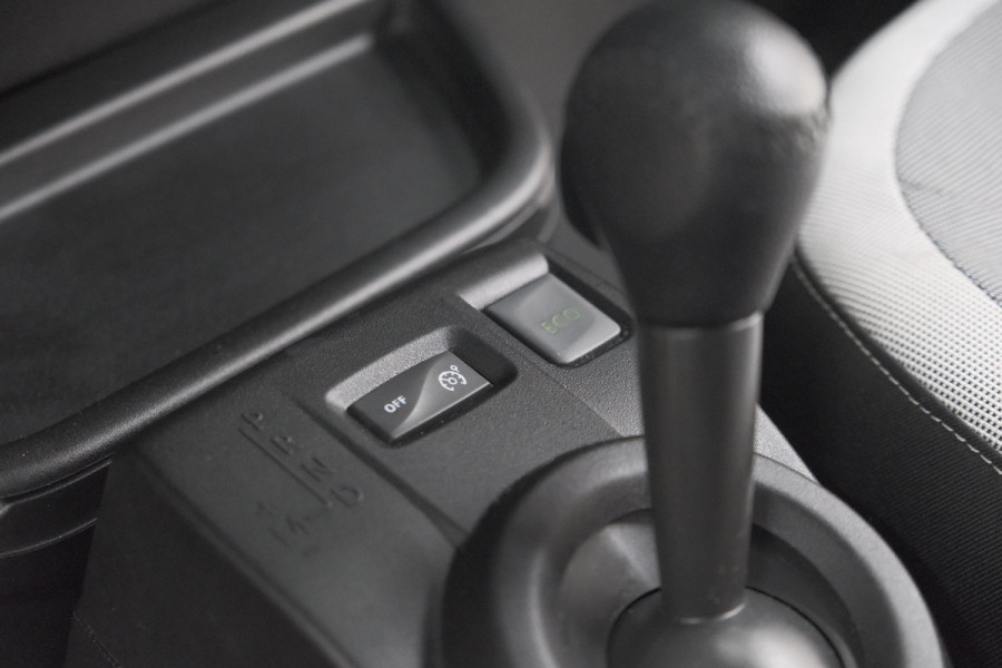 Renault Twingo 1.0 SCe Limited | Automaat | Parkeersensoren | Allseason Banden | Bluetooth Radio