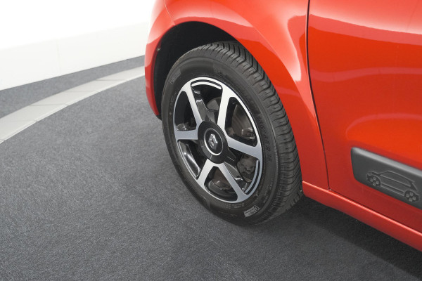 Renault Twingo 1.0 SCe Limited | Automaat | Parkeersensoren | Allseason Banden | Bluetooth Radio