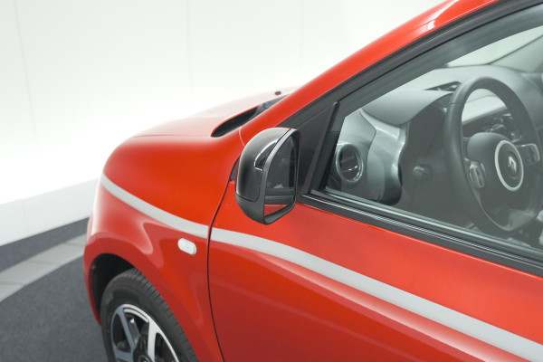 Renault Twingo 1.0 SCe Limited | Automaat | Parkeersensoren | Allseason Banden | Bluetooth Radio