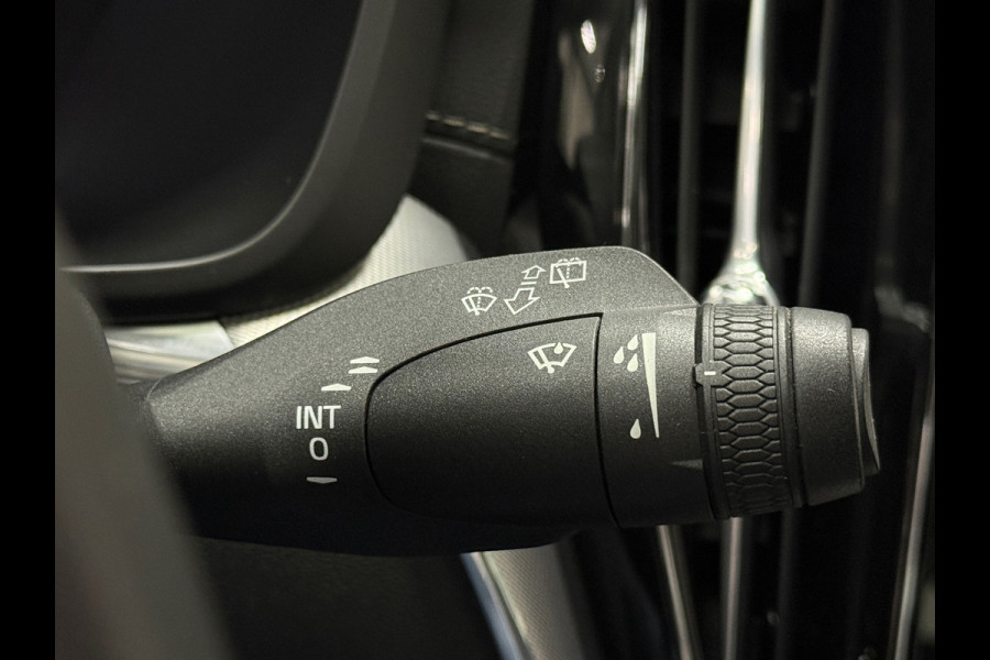 Volvo XC60 2.0 T5 Inscription Trekhaak Pano Navi Harman/Kardon Camera Carplay Hud Memory Leder