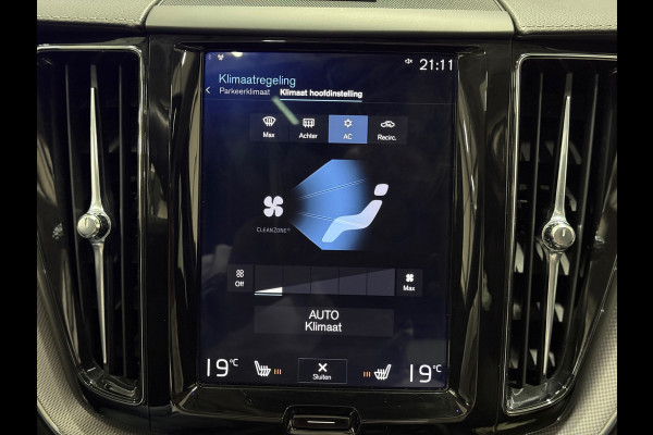 Volvo XC60 2.0 T5 Inscription Trekhaak Pano Navi Harman/Kardon Camera Carplay Hud Memory Leder