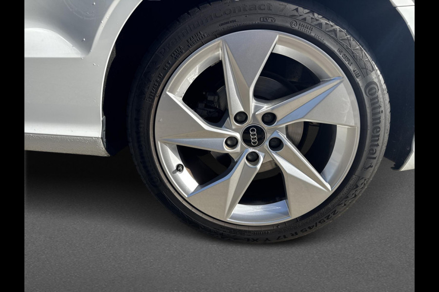 Audi A3 Cabriolet 35 TFSI CoD Pro Line SCHITTERENDE CARBIO!