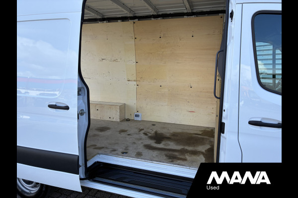 Mercedes-Benz Sprinter 315CDI 150PK L2H2 RWD Automaat LED Camera Cruise Trekhaak