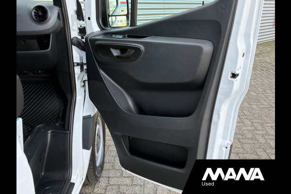 Mercedes-Benz Sprinter 315CDI 150PK L2H2 RWD Automaat LED Camera Cruise Trekhaak