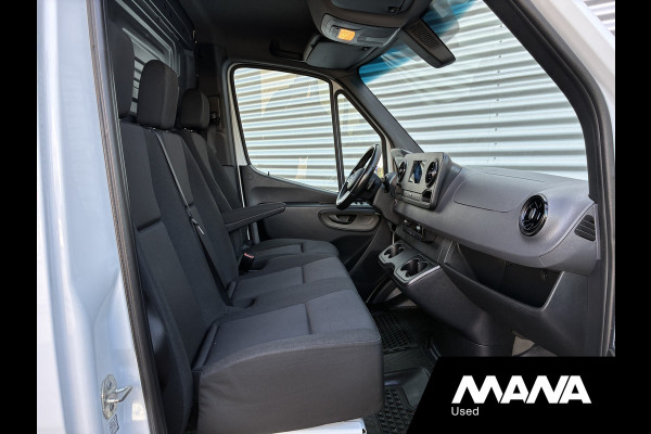 Mercedes-Benz Sprinter 315CDI 150PK L2H2 RWD Automaat LED Camera Cruise Trekhaak