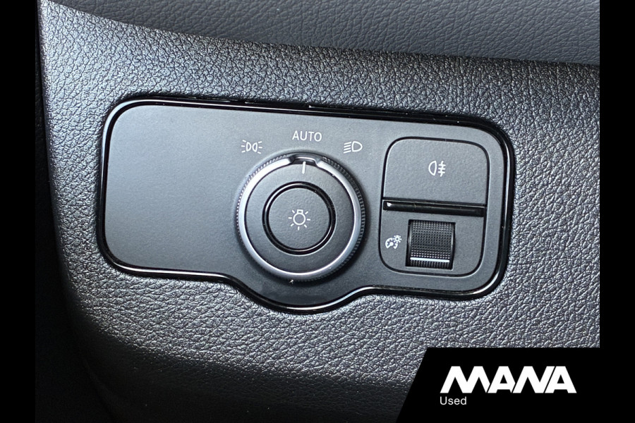 Mercedes-Benz Sprinter 315CDI 150PK L2H2 RWD Automaat LED Camera Cruise Trekhaak