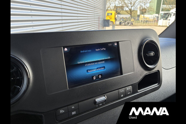 Mercedes-Benz Sprinter 315CDI 150PK L2H2 RWD Automaat LED Camera Cruise Trekhaak