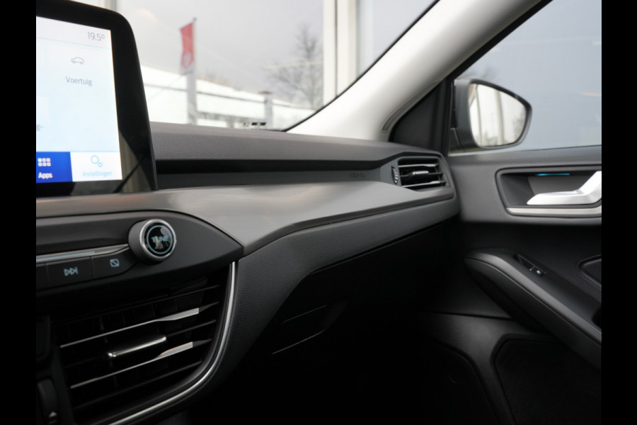 Ford Focus 1.0 EcoBoost Titanium Business | Keyless | Apple Carplay/Android Auto | Trekhaak |