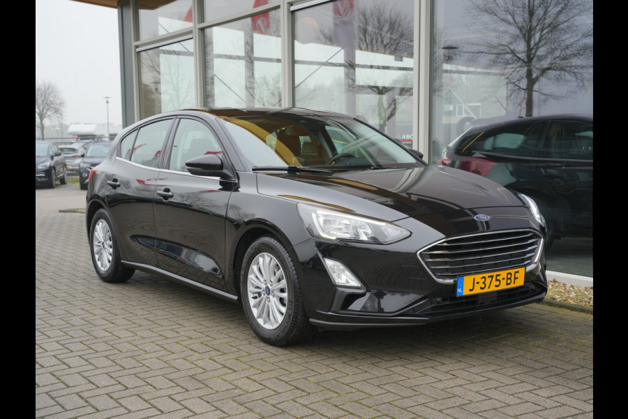 Ford Focus 1.0 EcoBoost Titanium Business | Keyless | Apple Carplay/Android Auto | Trekhaak |
