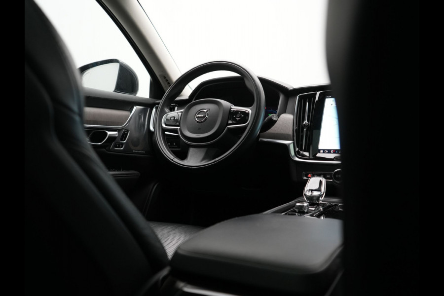 Volvo V90 T8 AWD Inscription Exclusive LONG RANGE PHEV 394pk Dealer O.H. | Panodak | Head Up | Adaptive Cruise | 360 Camera | Bowers & Wilkins | Lederen Sportstoelen Ventilatie & Memory | Keyless | Blis | Stoelen & Stuur Verwarmd | Apple Carplay | Plug In Hybrid