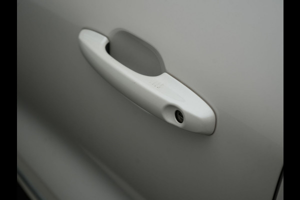 Ford Kuga 2.5 Vignale PHEV 225pk Dealer O.H. | Adaptive Cruise | Head Up | 360 Camera | Bang & Olufsen | Lederen Sportstoelen Memory & Verwarmd | Stuur Verwarmd | Apple Carplay | Keyless | Blis | Navigatie | DAB | Virtual | Plug In Hybrid