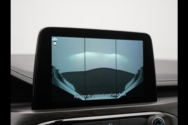 Ford Kuga 2.5 Vignale PHEV 225pk Dealer O.H. | Adaptive Cruise | Head Up | 360 Camera | Bang & Olufsen | Lederen Sportstoelen Memory & Verwarmd | Stuur Verwarmd | Apple Carplay | Keyless | Blis | Navigatie | DAB | Virtual | Plug In Hybrid