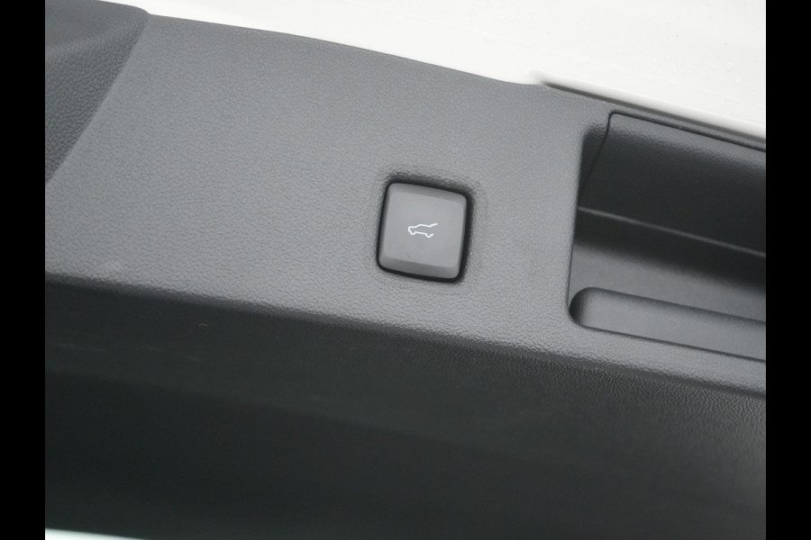 Ford Kuga 2.5 Vignale PHEV 225pk Dealer O.H. | Adaptive Cruise | Head Up | 360 Camera | Bang & Olufsen | Lederen Sportstoelen Memory & Verwarmd | Stuur Verwarmd | Apple Carplay | Keyless | Blis | Navigatie | DAB | Virtual | Plug In Hybrid