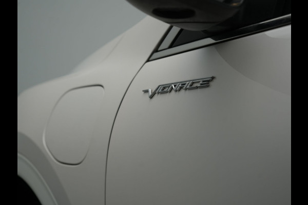 Ford Kuga 2.5 Vignale PHEV 225pk Dealer O.H. | Adaptive Cruise | Head Up | 360 Camera | Bang & Olufsen | Lederen Sportstoelen Memory & Verwarmd | Stuur Verwarmd | Apple Carplay | Keyless | Blis | Navigatie | DAB | Virtual | Plug In Hybrid
