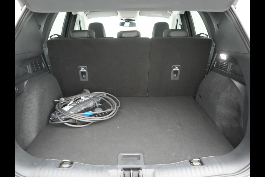 Ford Kuga 2.5 Vignale PHEV 225pk Dealer O.H. | Adaptive Cruise | Head Up | 360 Camera | Bang & Olufsen | Lederen Sportstoelen Memory & Verwarmd | Stuur Verwarmd | Apple Carplay | Keyless | Blis | Navigatie | DAB | Virtual | Plug In Hybrid