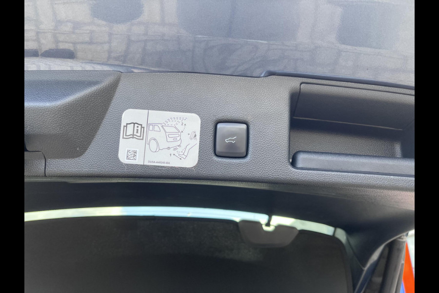 Ford Kuga 2.5 PHEV ST-Line X | Head up Display | Trekhaak | Winterpack | 19 inch Lichtmetalen velgen