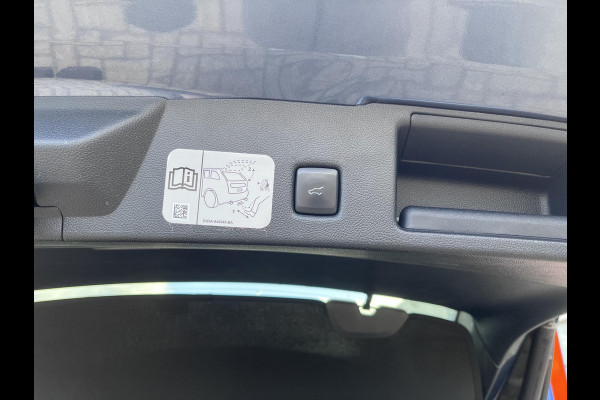 Ford Kuga 2.5 PHEV ST-Line X | Head up Display | Trekhaak | Winterpack | 19 inch Lichtmetalen velgen