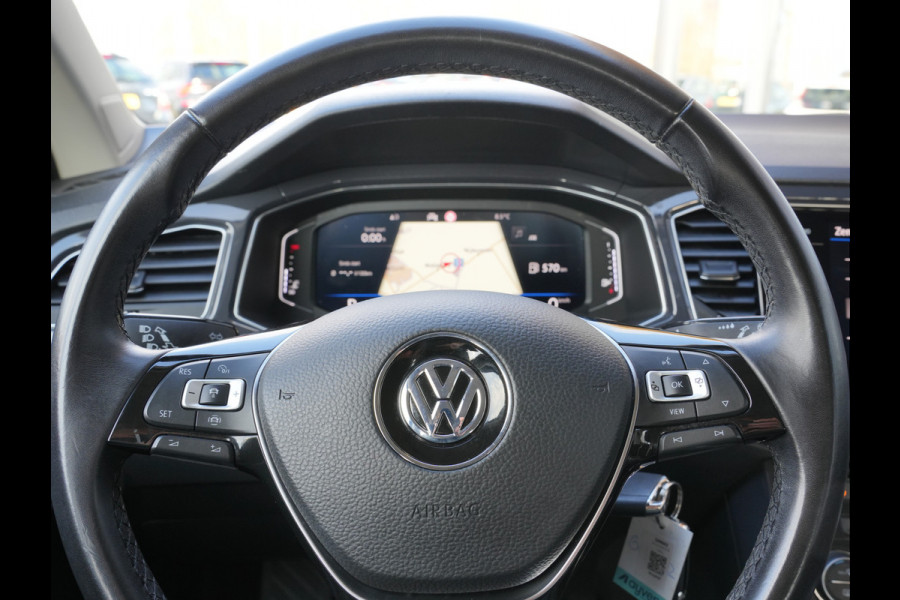 Volkswagen T-Roc 1.5 TSI Sport | Voorstoelen verwarmd | Cruise control adaptief |
