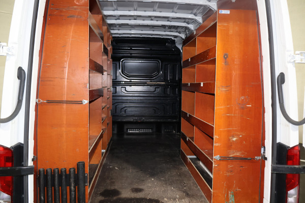 Volkswagen Crafter 2.0 TDI L3 H3 177pk 3.5T Trekhaak Inrichting