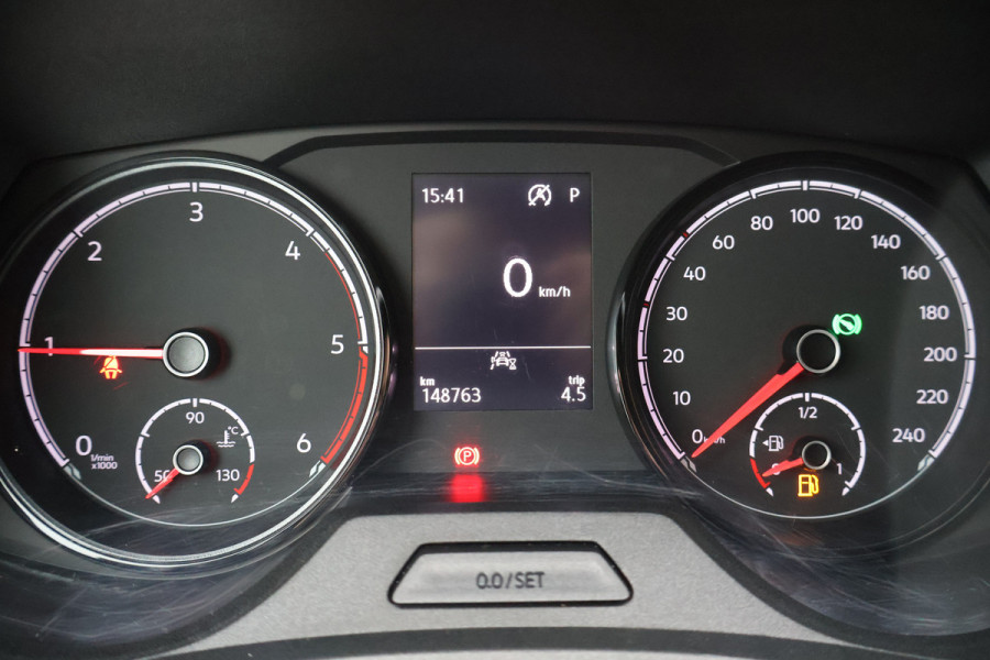 Volkswagen Transporter 2.0 TDI L2 H1 Automaat Inrichting
