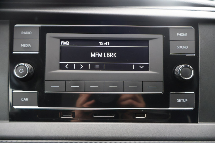 Volkswagen Transporter 2.0 TDI L2 H1 Automaat Inrichting