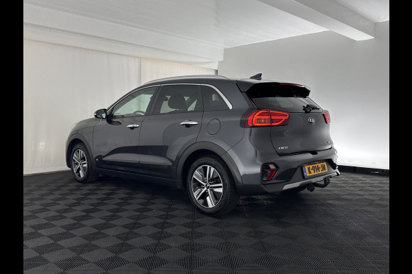 Kia Niro 1.6 GDi Hybrid Dynamic Plus Line (INCL-BTW) Aut. *LEATHER | FULL-LED | ADAPTIVE-CRUISE | BLINDSPOT | HEATED-COMFORTSEATS | CAMERA | KEYLESS | NAVI-FULLMAP | AMBIENTLIGHT | LANE-ASSIST | TOWBAR | 16''ALU*