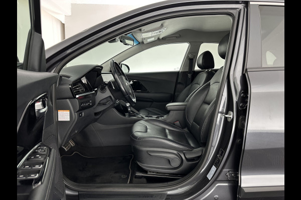 Kia Niro 1.6 GDi Hybrid Dynamic Plus Line (INCL-BTW) Aut. *LEATHER | FULL-LED | ADAPTIVE-CRUISE | BLINDSPOT | HEATED-COMFORTSEATS | CAMERA | KEYLESS | NAVI-FULLMAP | AMBIENTLIGHT | LANE-ASSIST | TOWBAR | 16''ALU*